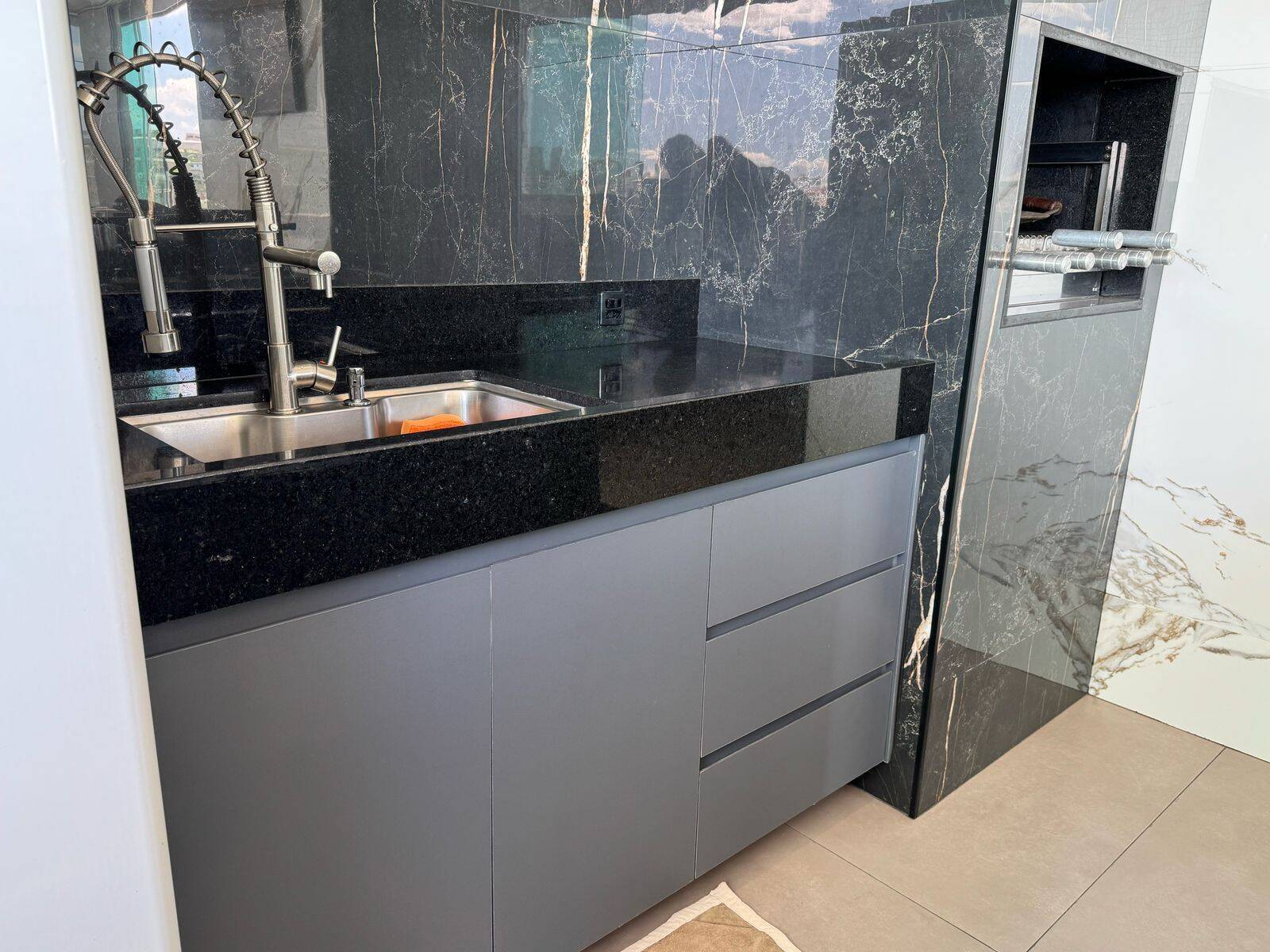 Cobertura à venda com 4 quartos, 240m² - Foto 37