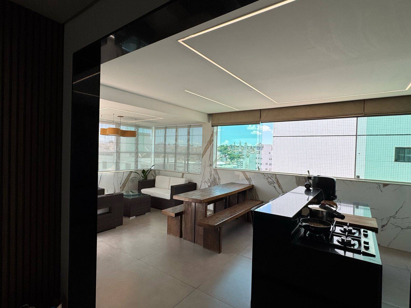Cobertura à venda com 4 quartos, 240m² - Foto 42