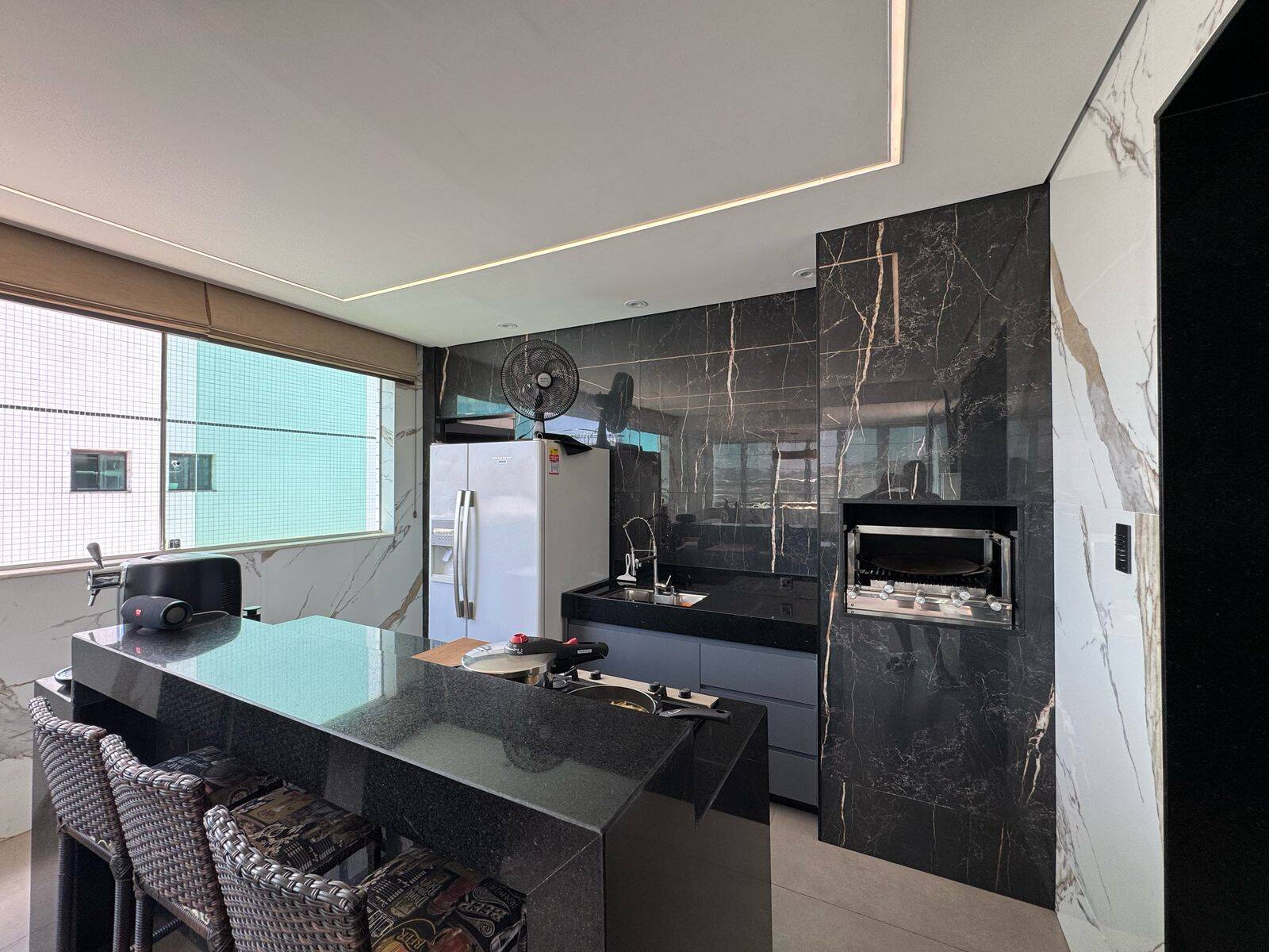 Cobertura à venda com 4 quartos, 240m² - Foto 43