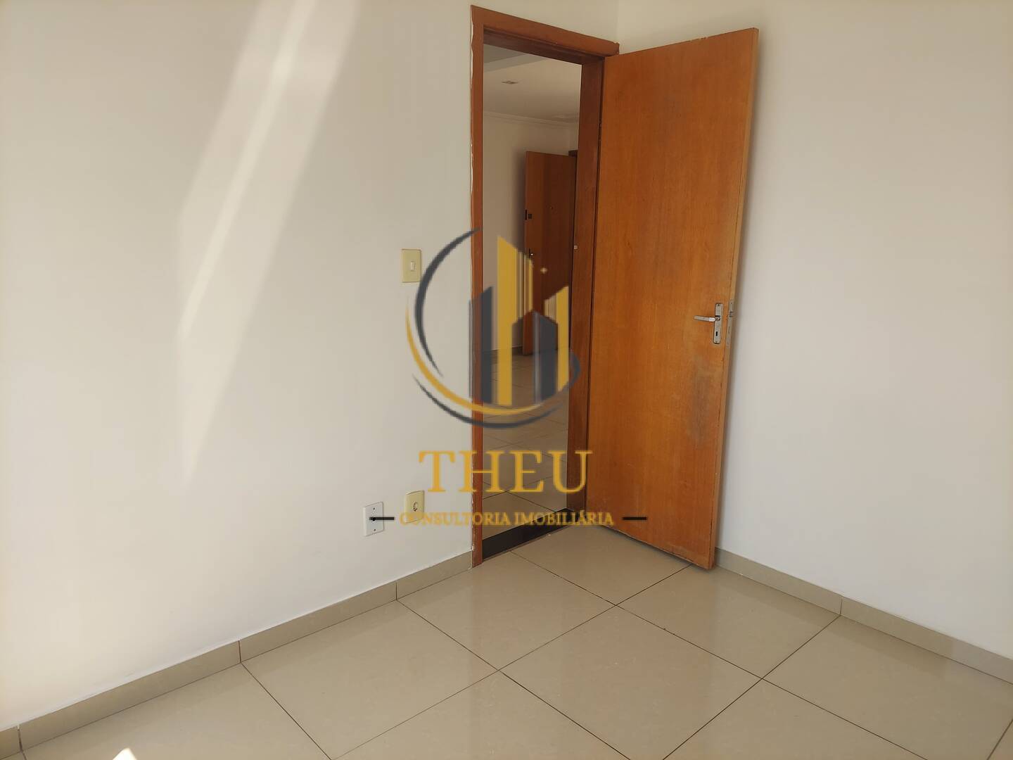 Apartamento à venda com 2 quartos, 45m² - Foto 5