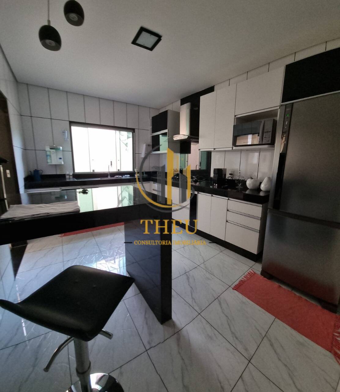 Casa à venda com 3 quartos, 110m² - Foto 5